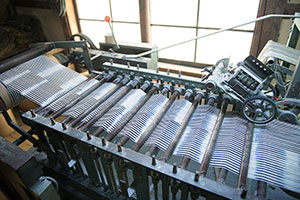 備後節織,備後絣,藍染,柿渋染,墨染,木綿生地,絣,先染め,広島,絣