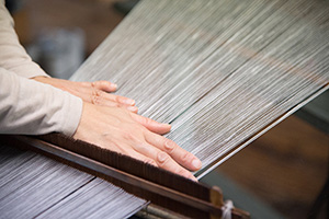 備後節織,備後絣,藍染,柿渋染,墨染,木綿生地,絣,先染め,広島,絣